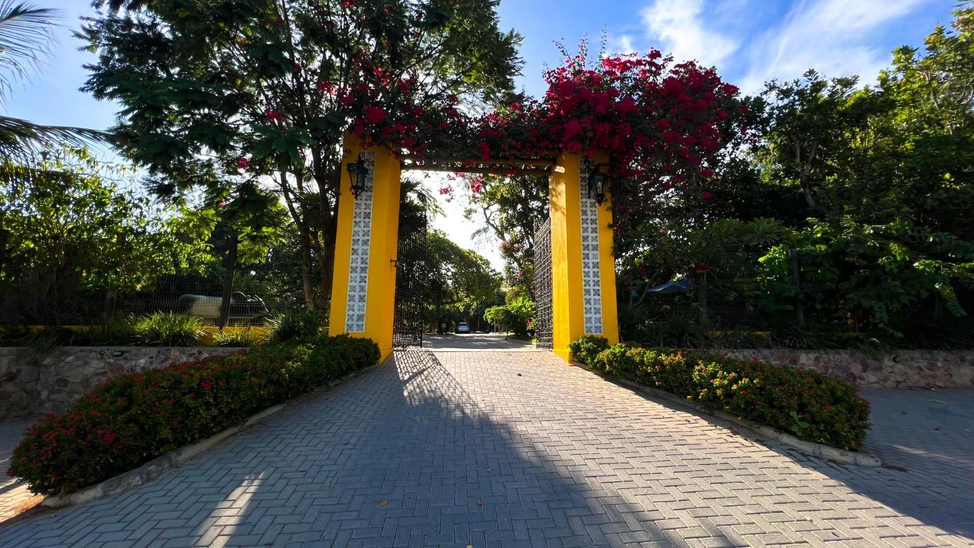 Pousada Rancho Da Serra Martins Экстерьер фото